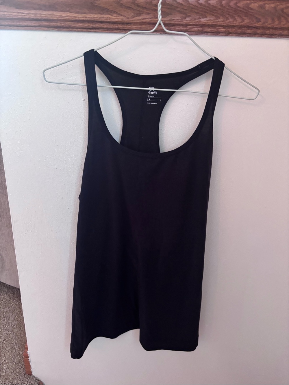 Women's (S) GapFit Breathe
Racerback Black Tank (6 available-see other listings)